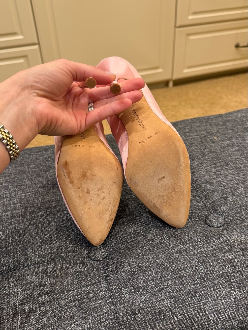 Manolo Blahnik Hangisi Pale Pink Crystal-Buckle Pointed-Toe Pumps - Picture 8 of 8